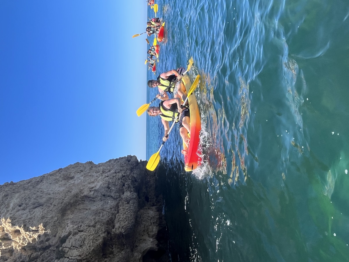 Tour de Kayak em Grupo em Albufeira - Grutas e Falésias
